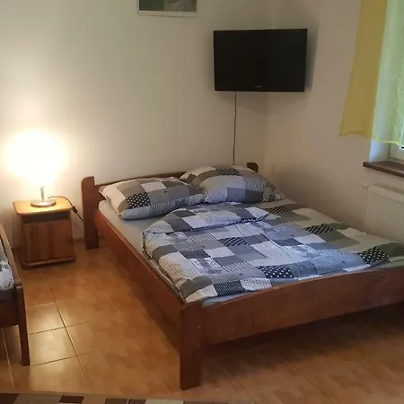 Lam Δωμάτια σε οικογενειακή κατοικία *